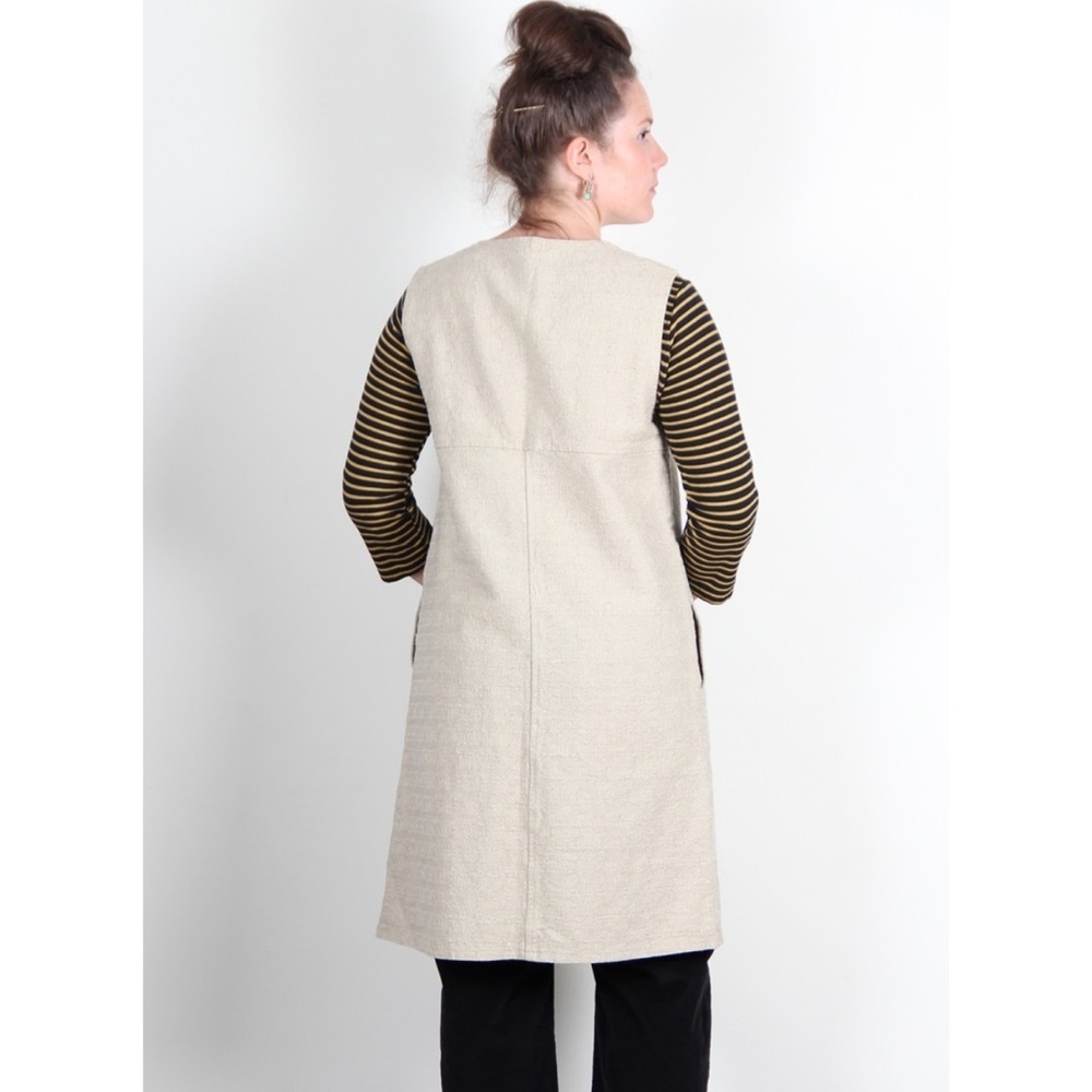 Cut Loose Canvas Texture Long Tunic
Vest with Pockets - Picture 2 of 15